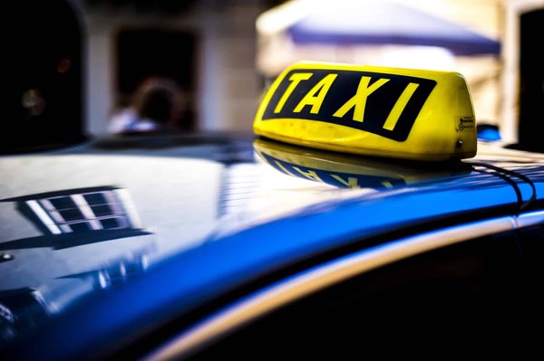 Réserver un chauffeur VTC à bordeaux : divers avantages offerts